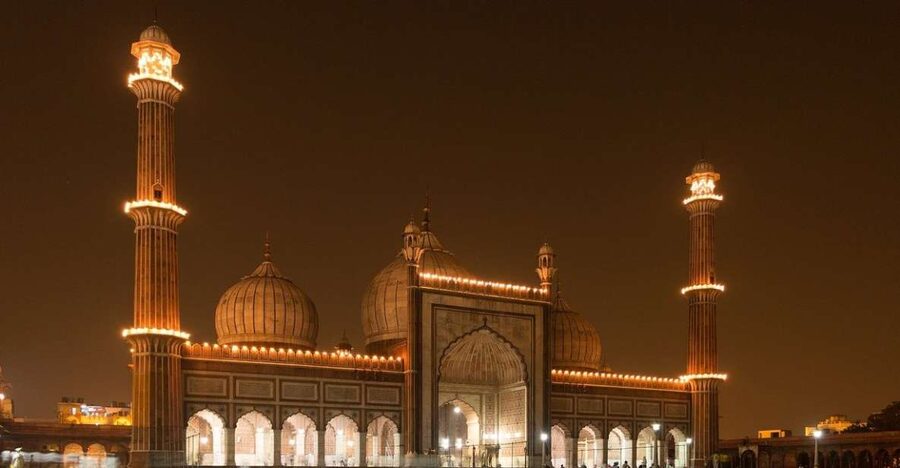 From Delhi: 5 Days Golden Triangle Delhi, Agra & Jaipur Tour - Day 1: Old Delhi’s lanes and New Delhi’s monuments