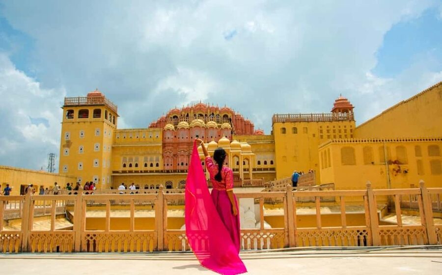 From Delhi: 6-Day Golden Triangle Tour with Udaipur-4 Cities - Day 2: Sunrise at the Taj Mahal and Agra Fort
