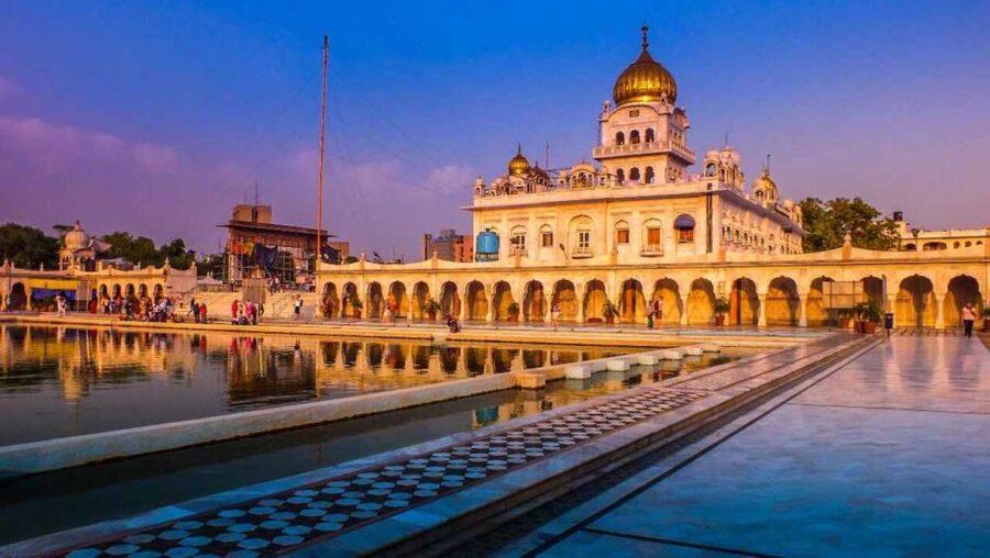 From Delhi: 6 Day GoldenTriangle Tour with Varanasi ByFlight - Day 2: The Taj Mahal at sunrise