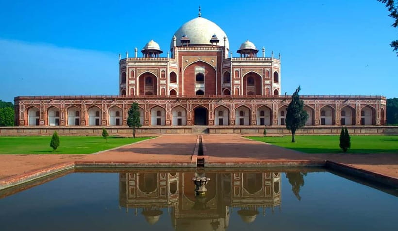 From Delhi Airport: Guided Layover Tour of Old & New Delhi - What this Delhi layover tour does well