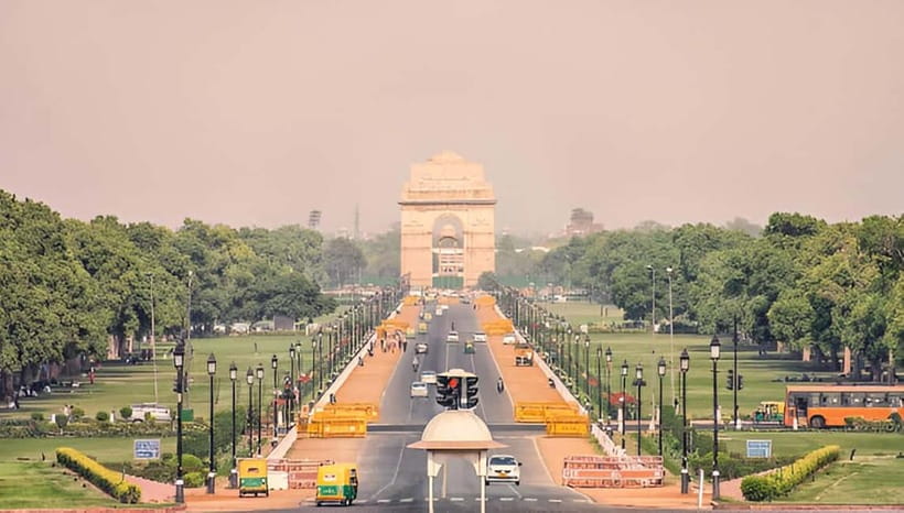 From Delhi Airport: Guided Layover Tour of Old & New Delhi - Qutub Minar and Humayun’s Tomb: the strongest historic stops