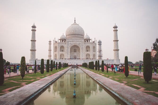 From Delhi: All-Inclusive Taj Mahal and Agra City Tour By Car - Key points to know before booking