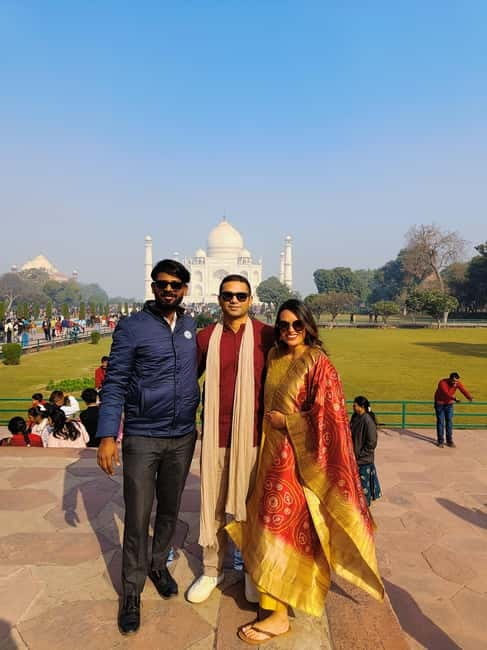 From Delhi:All Inclusive Taj Mahal Day Tour by Fastest Train - Practical details to keep in mind