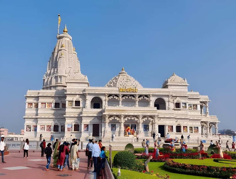 From Delhi: All-Inclusive Taj Mahal & Mathura Vrindavan Tour - What the guide adds