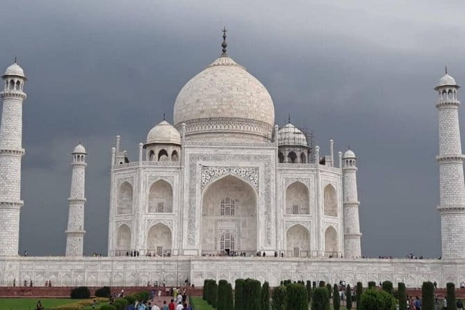 From Delhi : Full Day Taj Mahal & Agra Tour by Car - Lunch is flexible, but not included