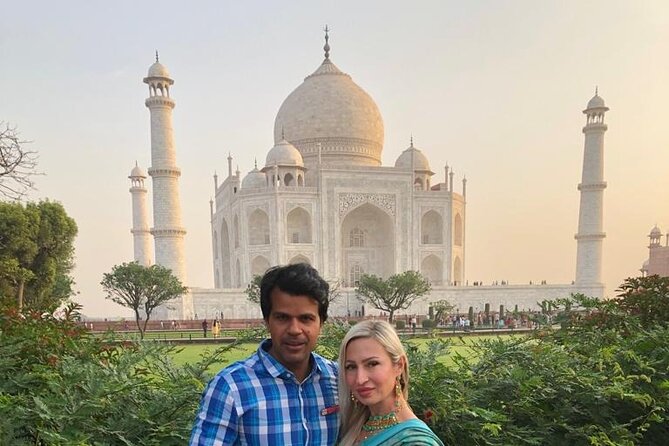 From Delhi: Full Day TajMahal & Agra Fort with 5 Star Lunch - Reaching the Taj Mahal around 9:30 AM