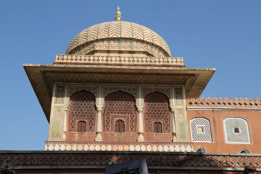 From Delhi: Jaipur Day Trip by Fast Train or Private Car - Panna Meena Ka Kund and Jaipur’s best photo angles