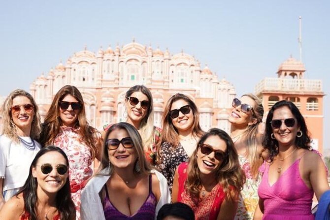 From Delhi: Jaipur Private City Tour by Car – All Inclusive - Hawa Mahal is short, famous, and easy to appreciate