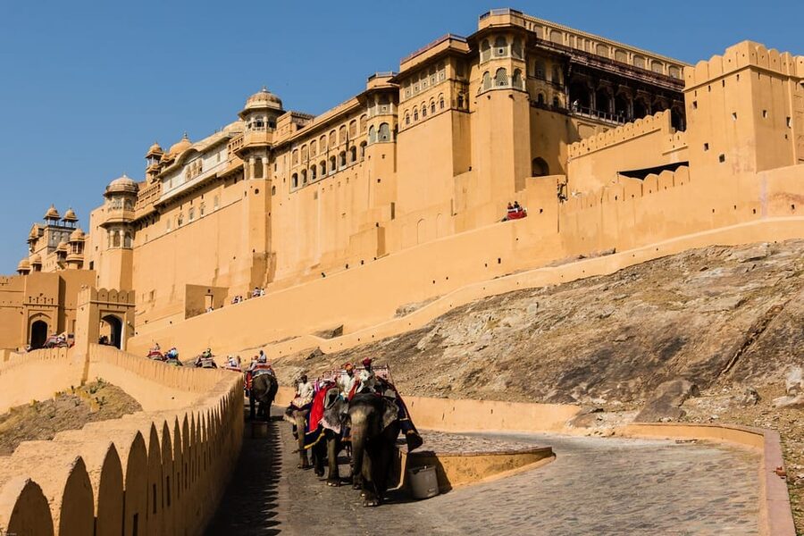 From Delhi: Jaipur Private Full-Day Guided Tour - City Palace and Jaipur’s royal center
