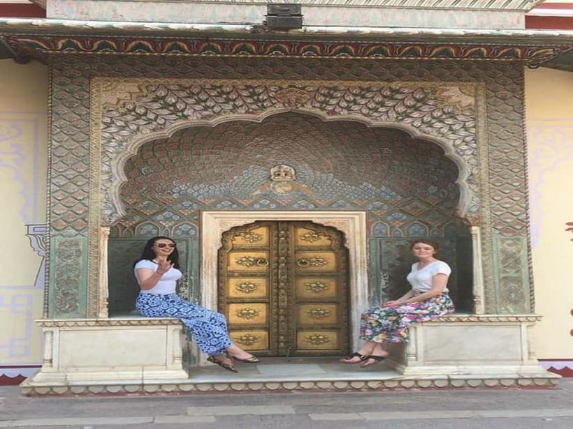 From Delhi: Jaipur Private Guided Day Tour - What the private car changes