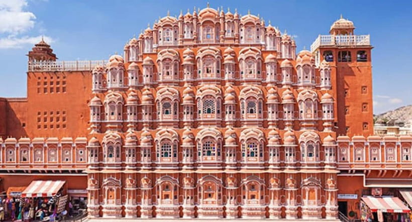 From Delhi: Jaipur Private Tour with Guide & Hotel Pickup - Your early pickup and private ride from Delhi