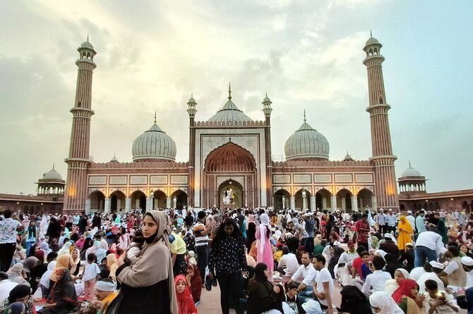From Delhi: New and Old Delhi Private Sightseeing Tour - The Red Fort from the outside or inside