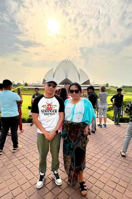 From Delhi : Old and New Delhi Private Full or Half-Day Tour - India Gate and the government quarter