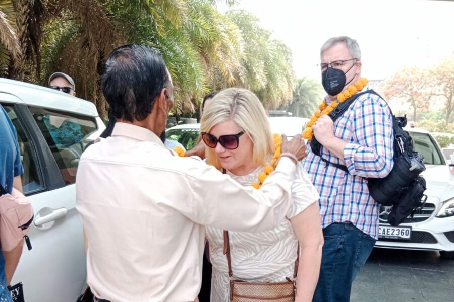 From Delhi: Overnight Taj Mahal & Agra City Tour by Car - Who should choose this Agra tour?