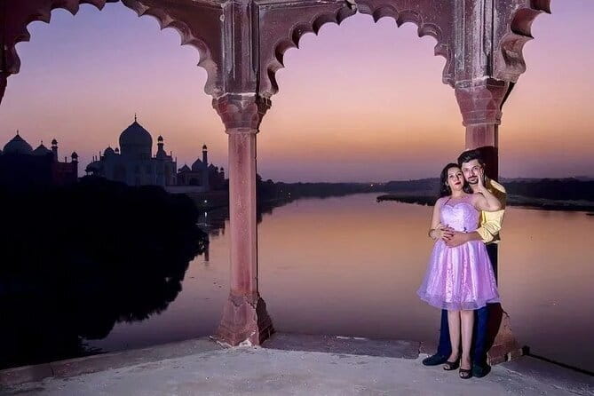 From Delhi: Overnight Taj Mahal & Agra City Tour by Car - Why an overnight Agra trip works better than a rushed day trip