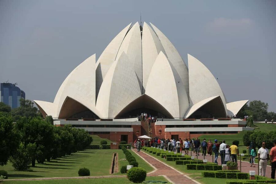 From Delhi: Private 4-Day Golden Triangle Luxury Tour - Day 1: Delhi sights before the expressway to Agra