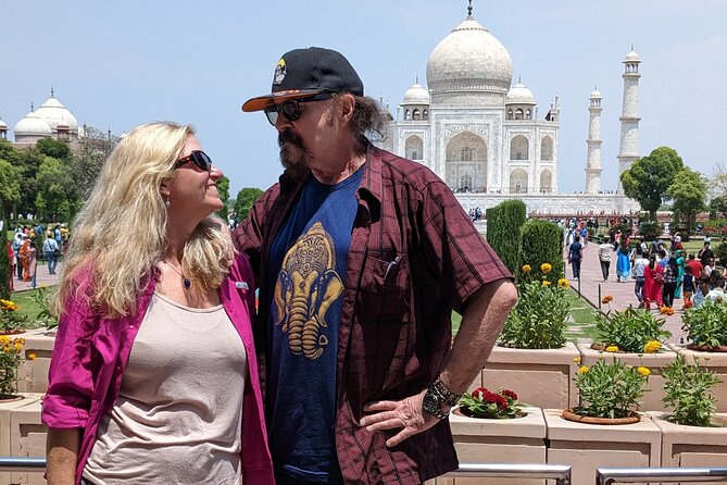 From Delhi: Private One Day Taj Mahal and Agra Tour by Car - Entering the Taj Mahal