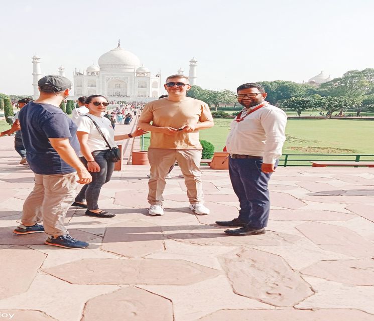 From Delhi: Private Taj Mahal & Agra Tour By SuperFast Train - The Taj Mahal: Two Hours With Room To Look Up