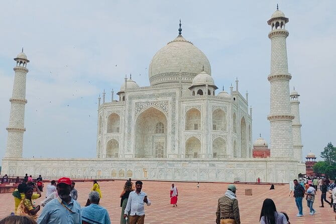 From Delhi Private Taj Mahal and Agra Day Trip by Gatimaan Train - Key points at a glance