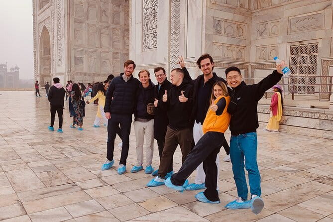 From Delhi Private Taj Mahal and Agra Day Trip by Gatimaan Train - Meeting your guide at Agra station