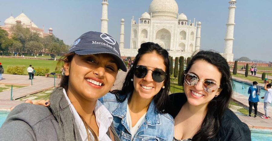From Delhi: Private Taj Mahal and Agra Tour by Express Train - Lunch at a five-star hotel, but check your booking option