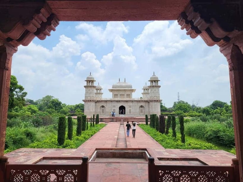 From Delhi: Private Taj Mahal Day Tour By Car and Driver - What the $13 price really covers