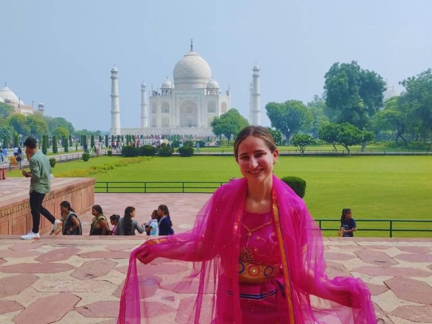 From Delhi: Same Day Taj Mahal, Agra Day Tour By Car - Agra Fort and the Mughal view of power