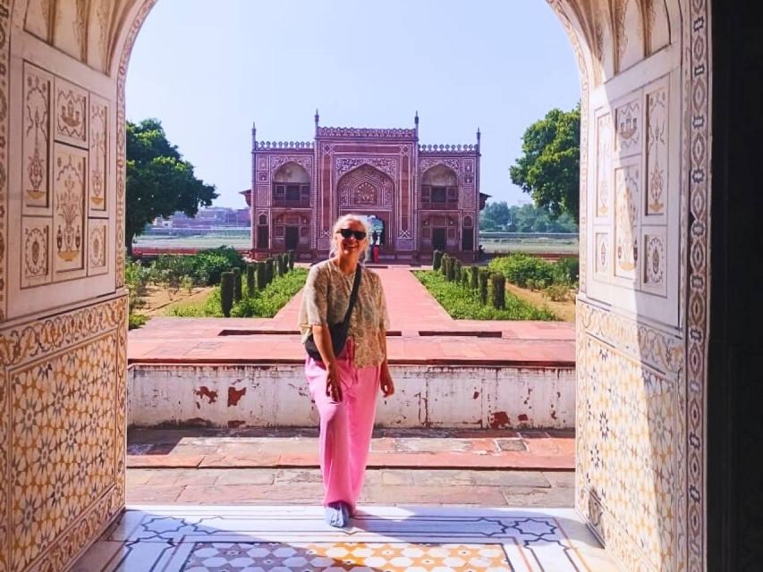 From Delhi: Same Day Taj Mahal, Agra Day Tour By Car - Lunch in Agra, with the fine-print check