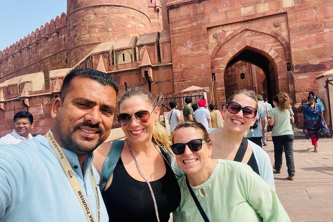 From Delhi: Same Day Taj Mahal Tour By Car - Agra Fort adds the Mughal story