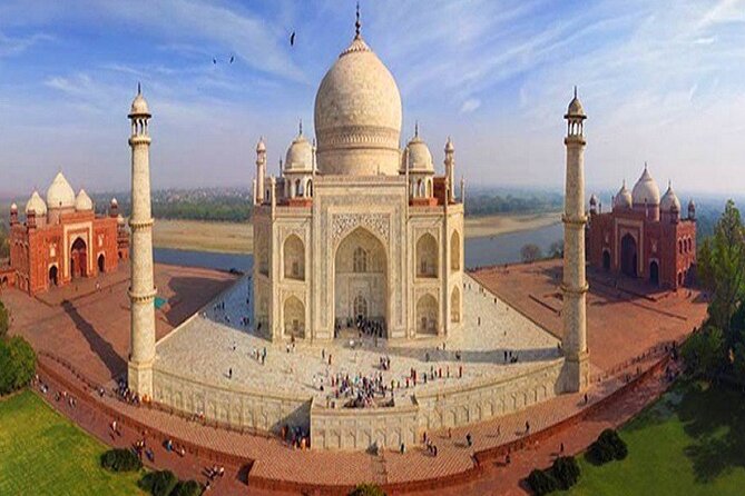 From Delhi: Skip the line Taj Mahal, Agra Tour by Express Train - Lunch, Train Meals, and the Value of the Package