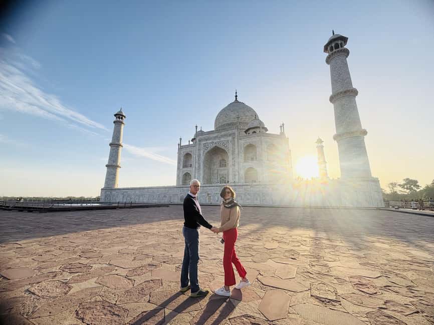From Delhi: Sunrise Taj Mahal & Agra Tour with 5-Star Meal - Agra Fort, Akbar’s red sandstone palace