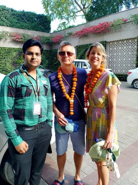 From Delhi: Sunrise Taj Mahal & Agra Tour with 5-Star Meal - Should you book it?