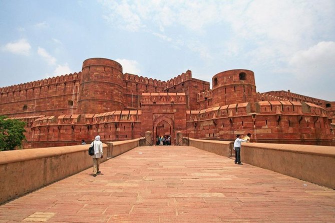 From Delhi : Sunrise Taj Mahal and Agra Fort with Jaipur Transfer - Agra Fort adds the Mughal story