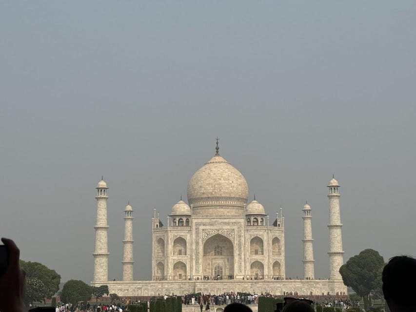 From Delhi: Taj Mahal & Agra Day Trip with Jaipur Drop - Agra Fort and the Mughal story