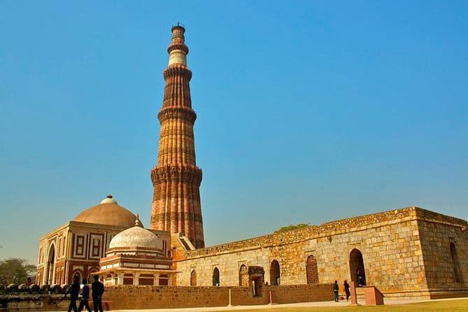 From Delhi: Taj Mahal, Agra Fort & Baby Taj Private Day Tour - Lunch and the real value of the package