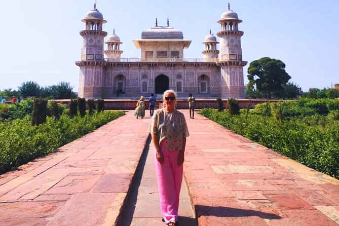 From Delhi: Taj Mahal, Agra Fort & Baby Taj Same Day Tour by Car - The Baby Taj and its fine marble work