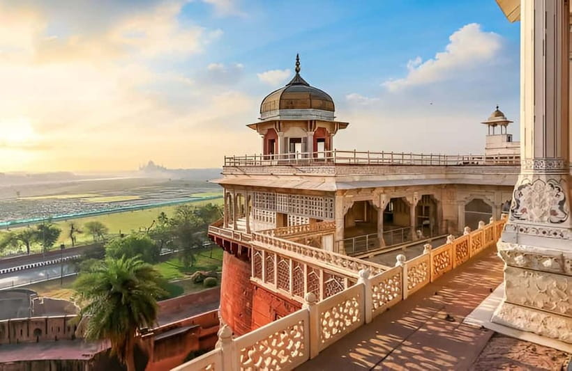 From Delhi: Taj Mahal, Agra Fort & Fatehpur Sikri Day Trip - Agra Fort: the palace side of Mughal power