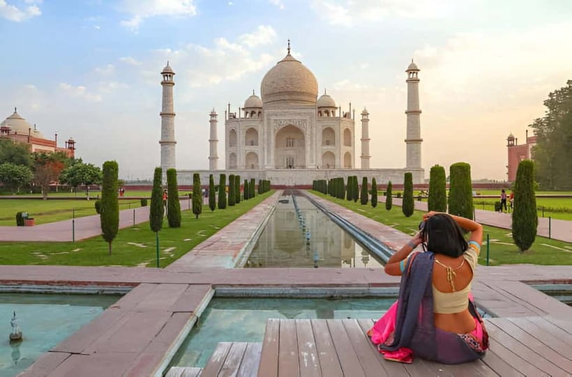 From Delhi: Taj Mahal, Agra Fort & Fatehpur Sikri Day Trip - Choosing the right departure time