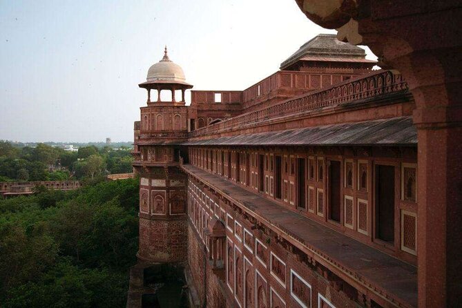 From Delhi : Taj Mahal & Agra Fort Tour by Luxury Express Train - What lunch and transport add to the $52 price