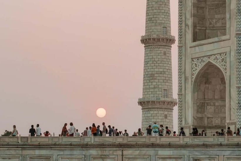 From Delhi: Taj Mahal, Agra & Mathura Tour by Car - ISKCON Temple for a calmer finish
