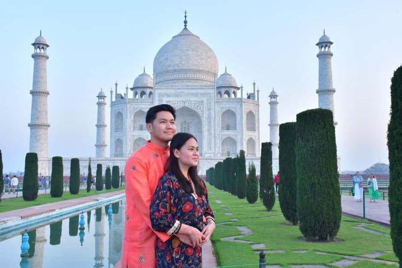 From Delhi: Taj Mahal & Agra Tour by Gatimaan Express Train - Who should book this Agra day trip?