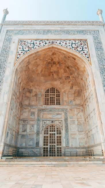 From Delhi: Taj Mahal & Agra Tour with Lunch at Marriott - Who should book this Agra experience?