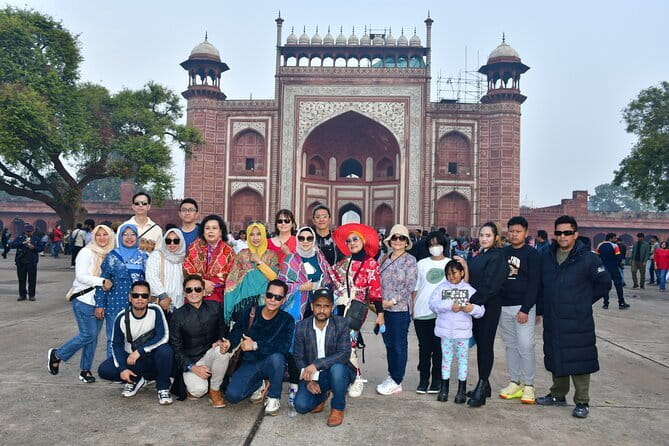 From Delhi: Taj Mahal and Agra City Tour by Car - All Inclusive - A long but practical Delhi to Agra day