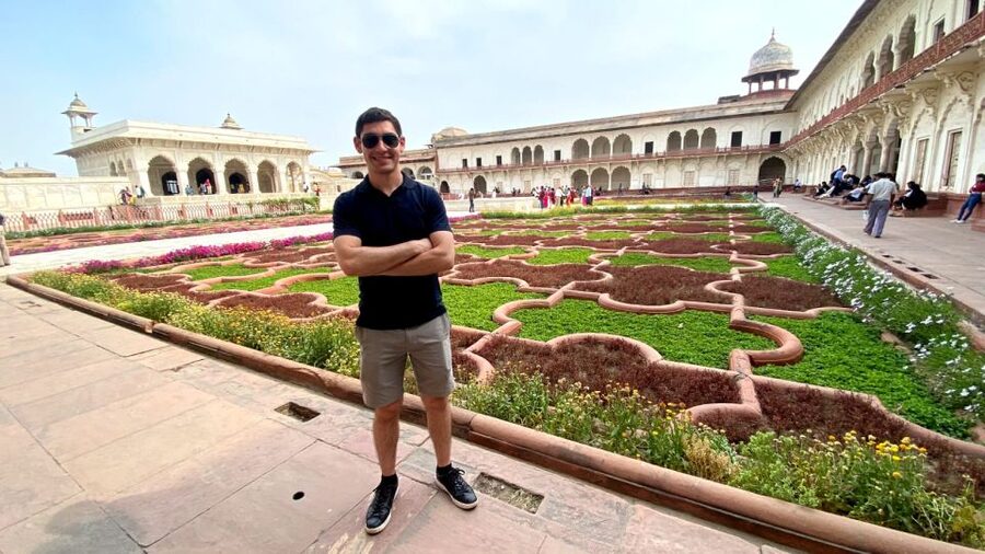 From Delhi: Taj Mahal and Agra Day Tour by Super-fast Train - Why the fast train changes the Delhi to Agra day trip