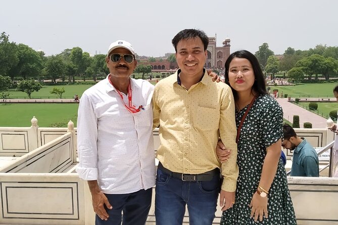 From Delhi : Taj Mahal Luxury Tour Package by Car - Lunch needs a clear question