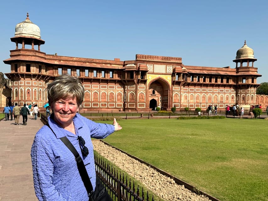 From Delhi: Taj Mahal Private Tour by Car with Entrance Fees - Lunch or breakfast, with one detail to verify