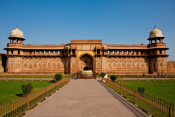 From Delhi: Taj Mahal Sunrise, Agra Fort & Baby Taj Day Tour - What the private format really gives you