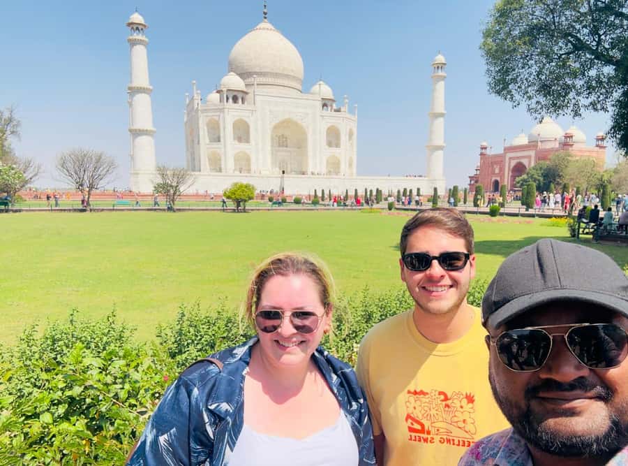 From Delhi: Taj Mahal Sunrise, Agra Fort & Baby Taj Day Tour - Is $9 per person really good value?