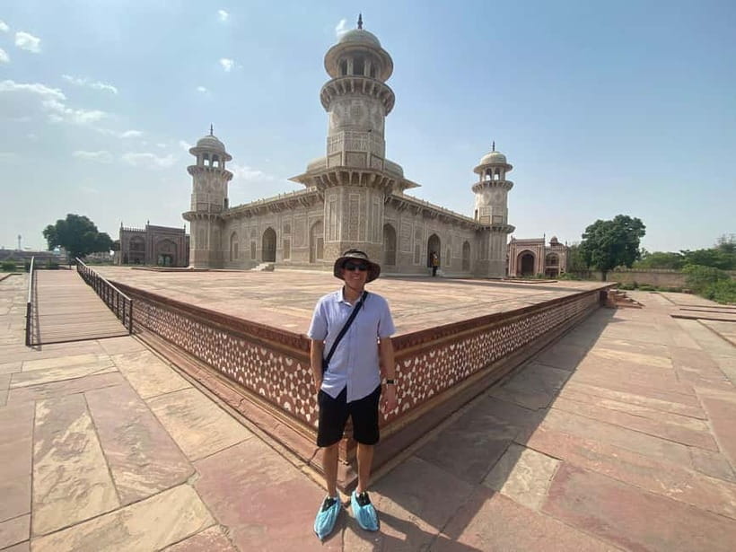 From Delhi: Taj Mahal Sunrise and Agra Fort Private Tour - How the private format affects value
