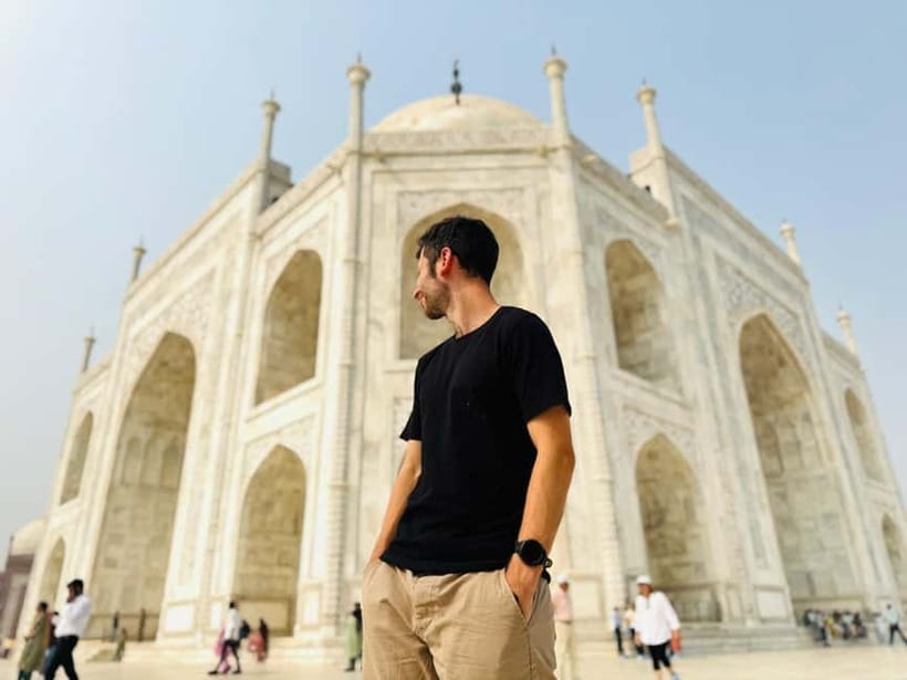 From Delhi: Taj Mahal Sunrise, Baby Taj & Agra Fort Day Tour - Agra Fort, the day’s historical surprise